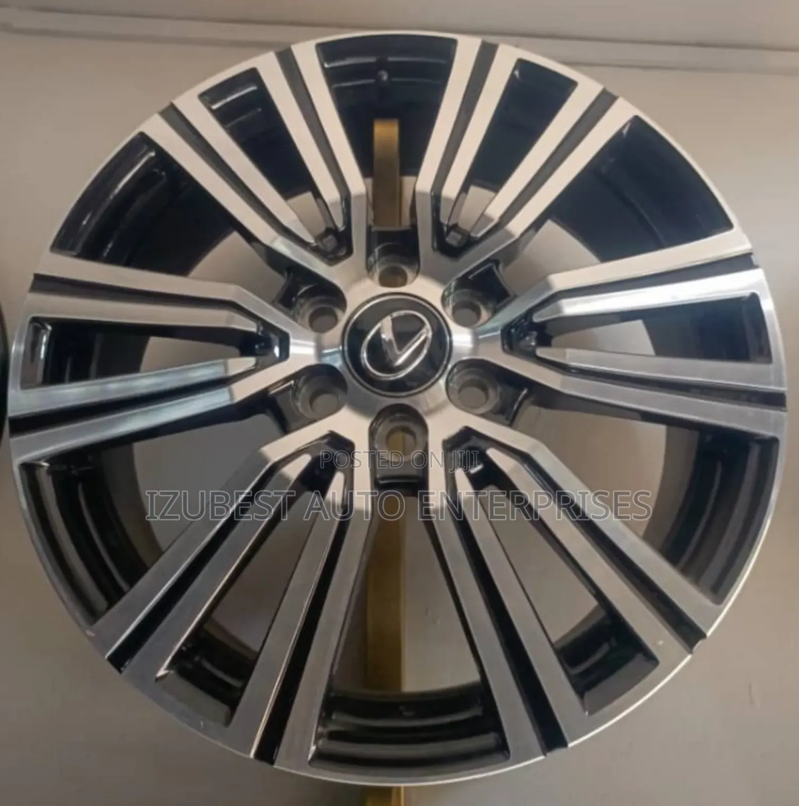 Complete Set of Rim Lexus Lx600