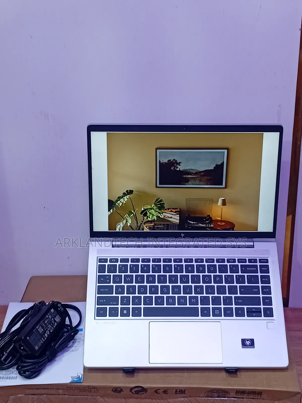 New Laptop HP 550 16GB AMD Ryzen 5 SSD 256GB