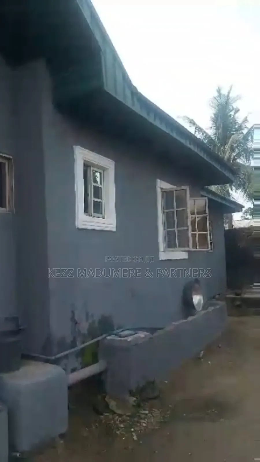 4bdrm Bungalow in Wike Link Road,, Rumuahalu for sale