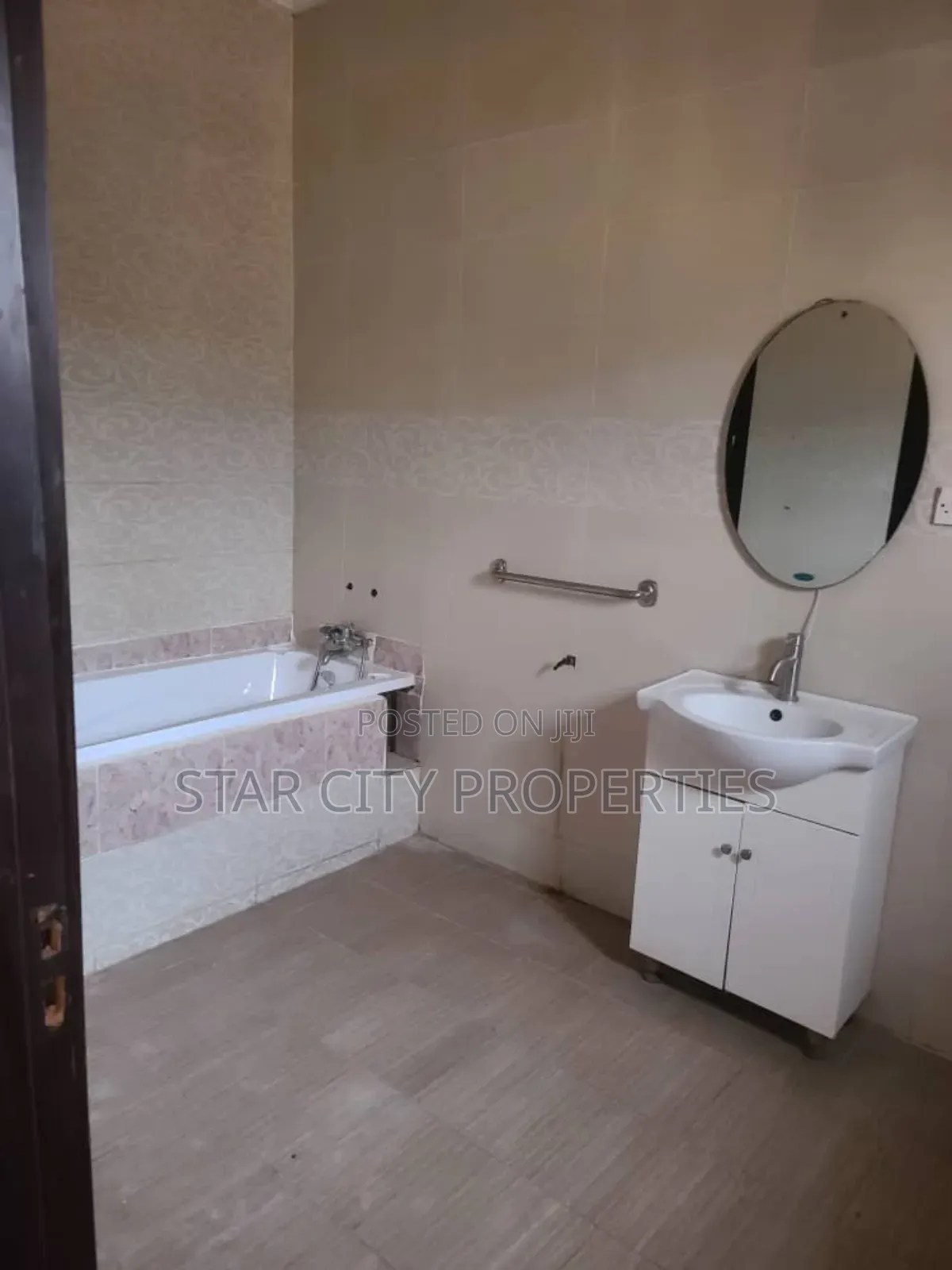 5bdrm Duplex in Magodo Gra Phase 2 for rent