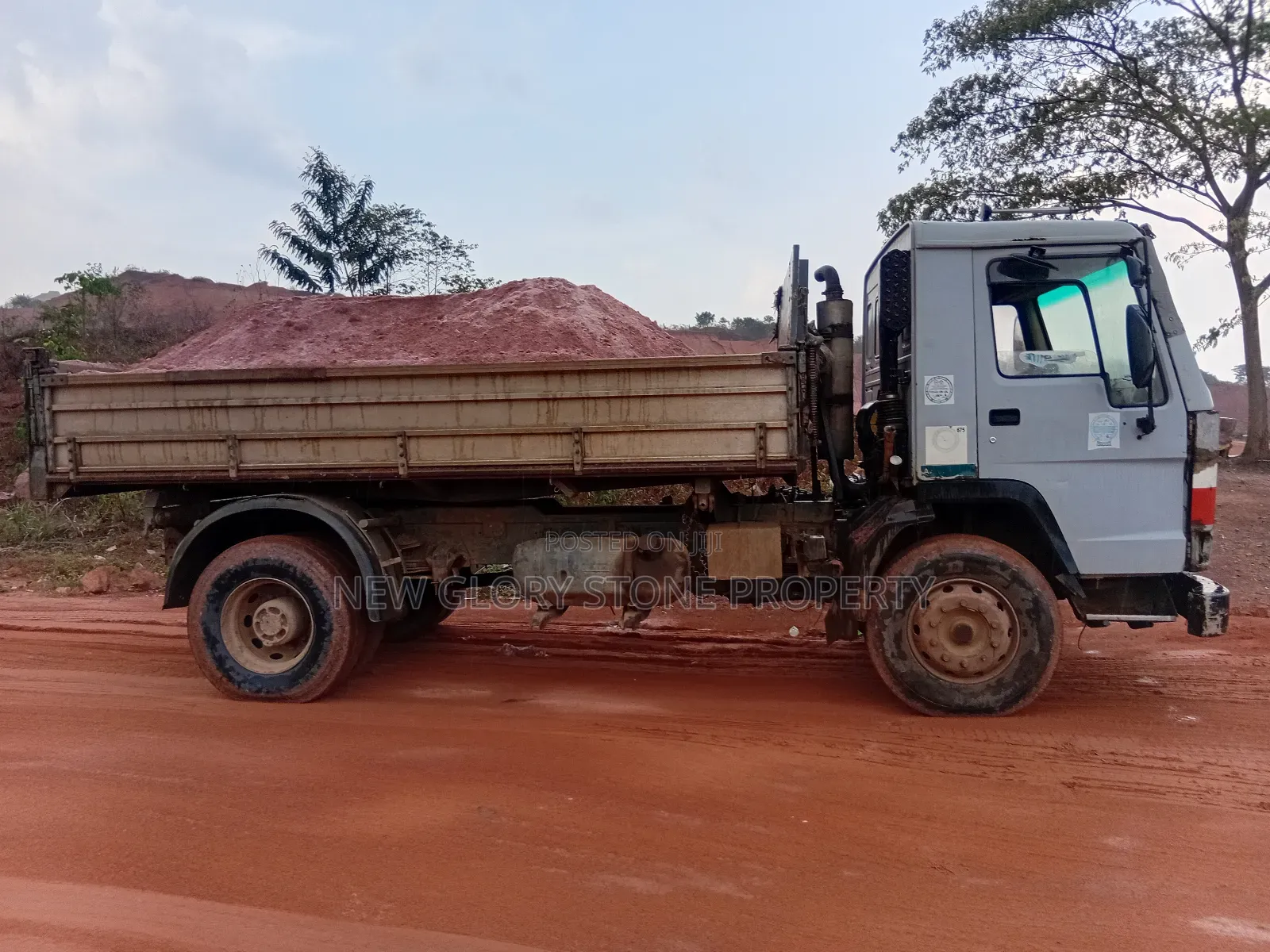 15tons of Sharp Sand and Yoyo Sand and Graniet
