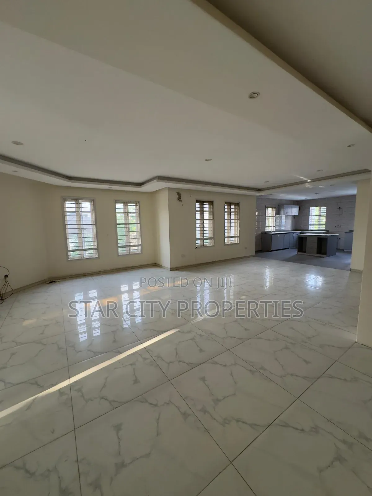 3bdrm Apartment in Ikeja Gra Lagos for rent
