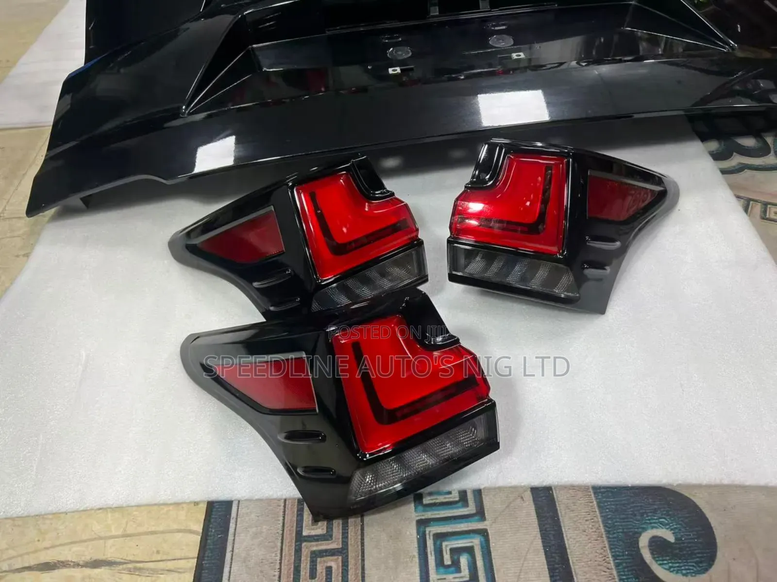 Complete Set Of Back Light Lexus Lx600 2023/2025 Original Follow Come