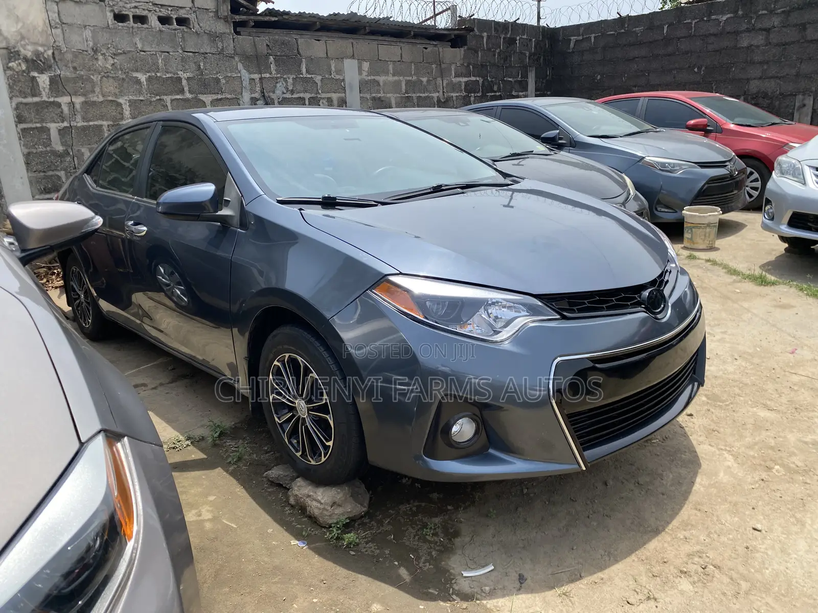 Toyota Corolla LE Plus 4dr Sedan (1.8L 4cyl CVT) 2016 Gray