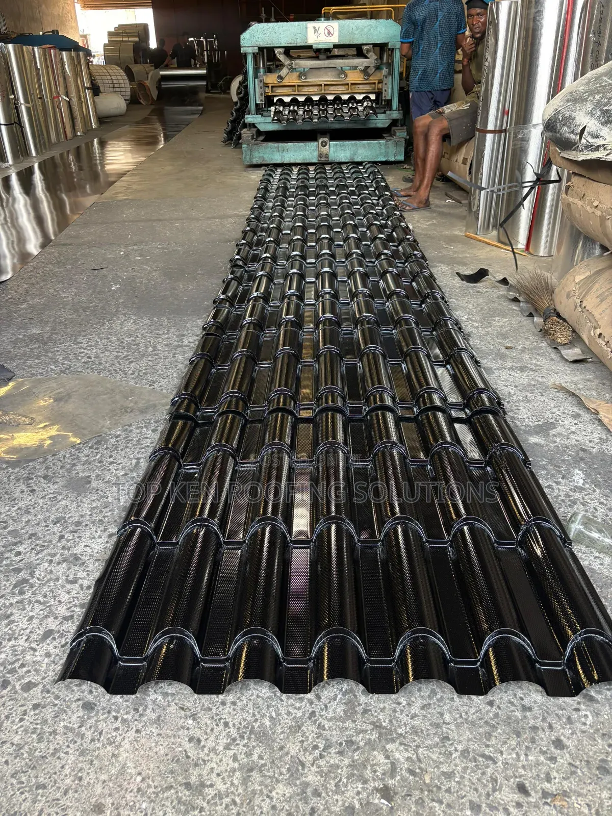 Company Price: Oven Baked Aluminium Roofing Sheet