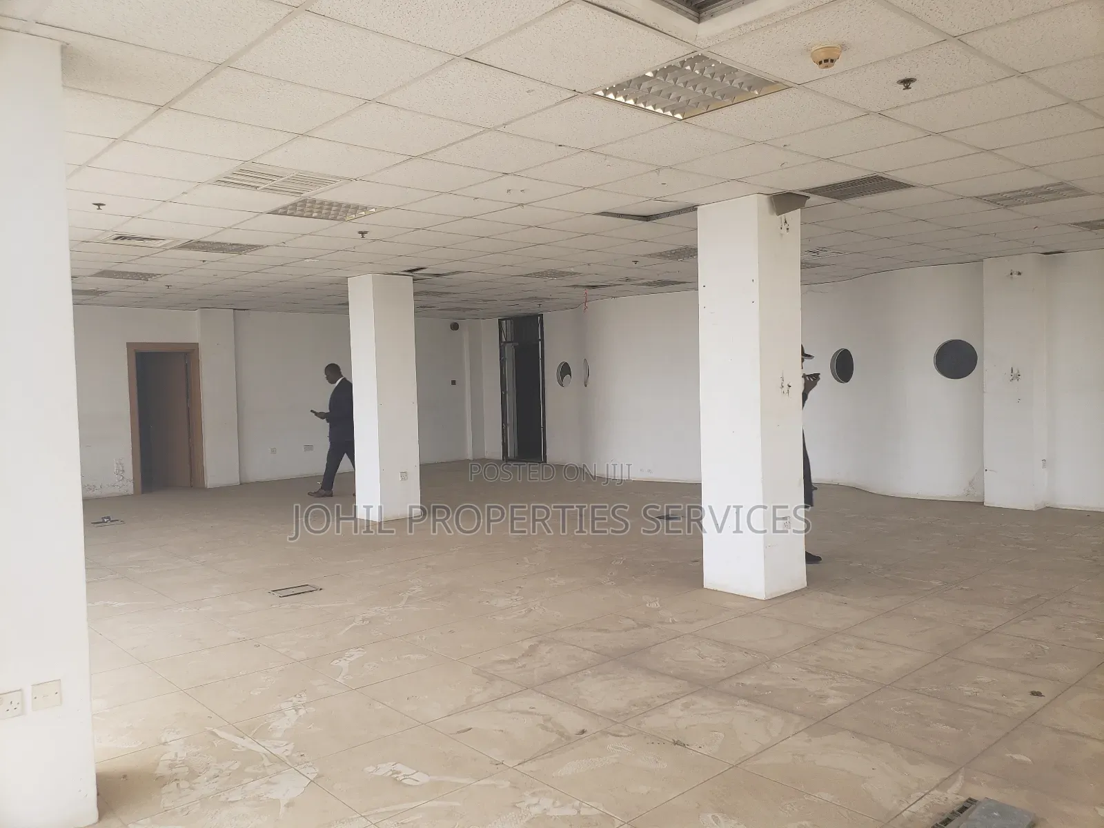 500sqm Office Space for Rent at Central Area Cbd, Serviced