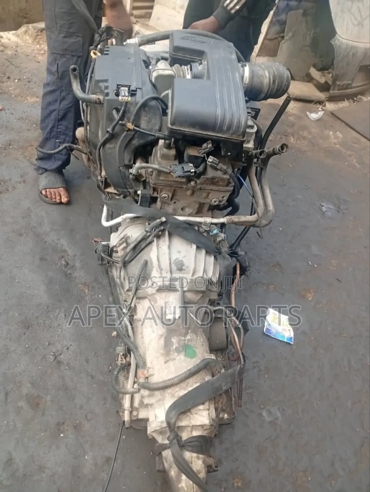 Tokunbo Engine Hummer H3 5 Cylinder (Clean, Tested, Complete)