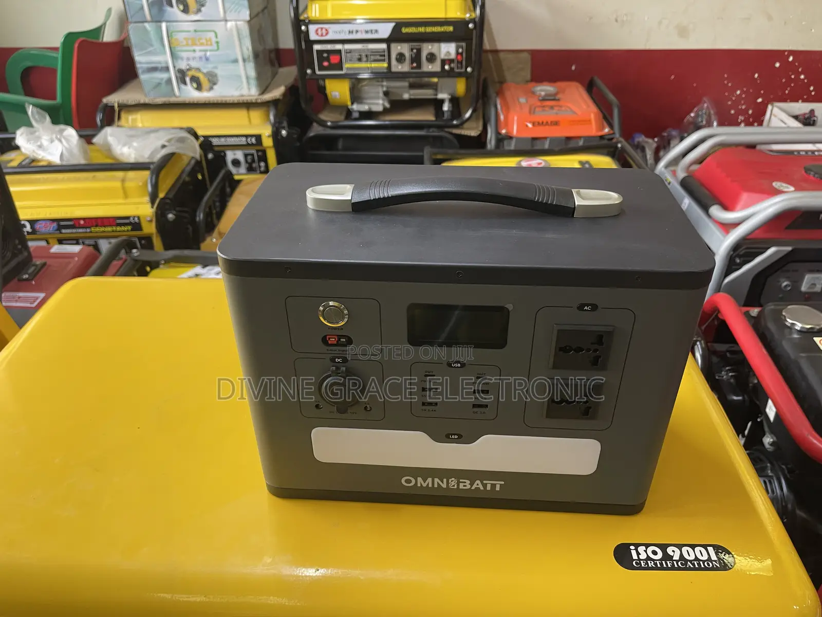 Brand New 1200watts Omnibatt Solar Generator