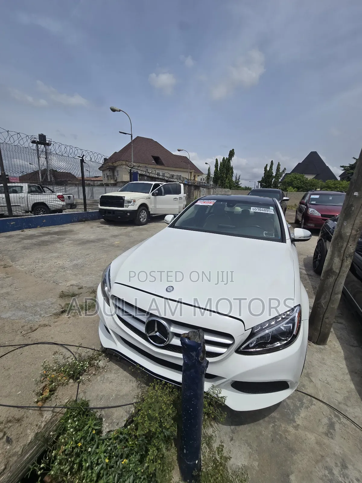 Mercedes-Benz C300 Base AWD 4Matic Sedan (2.0L 4cyl 7A) 2015 White