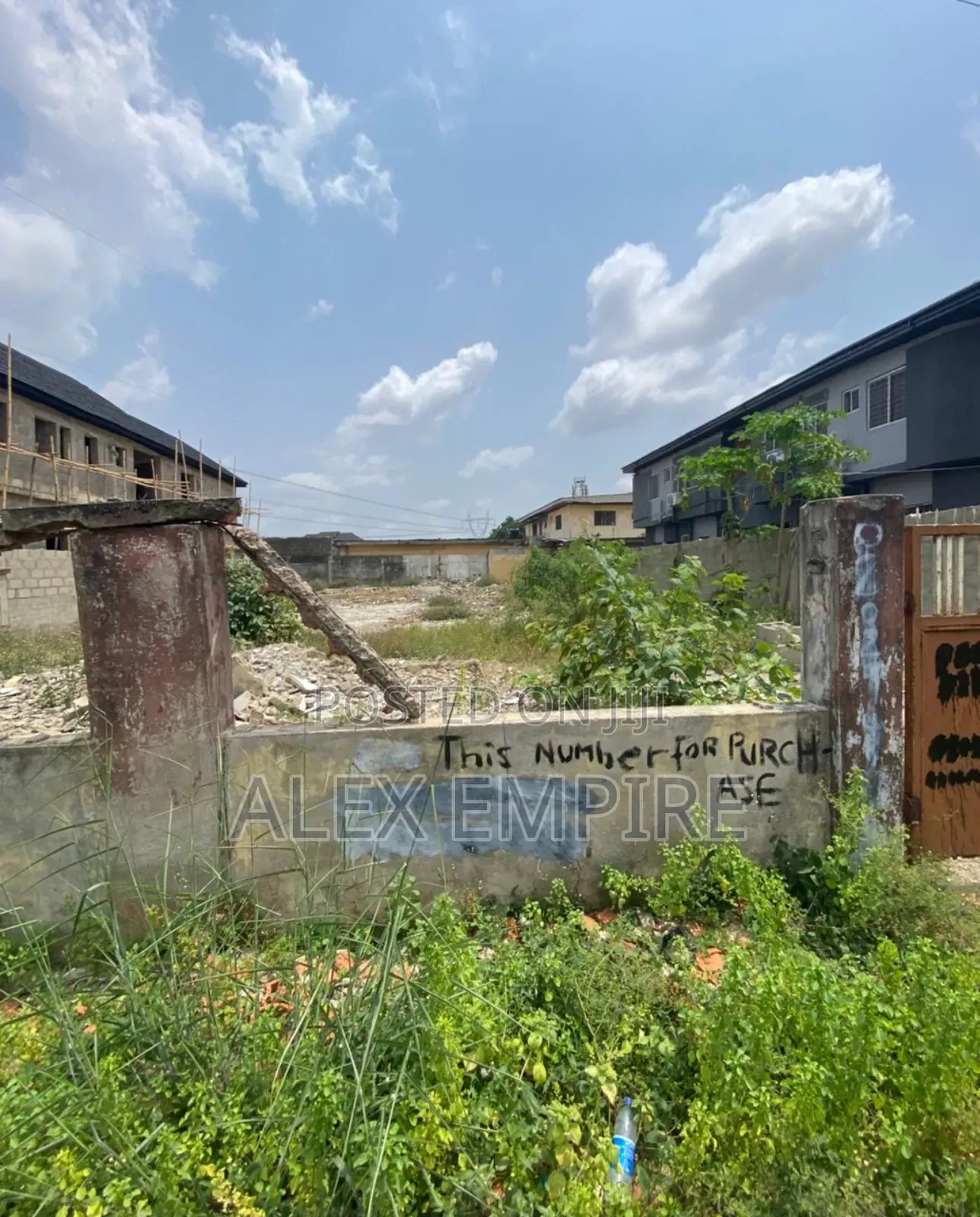 Dry Plot of Land in Ago for Sale