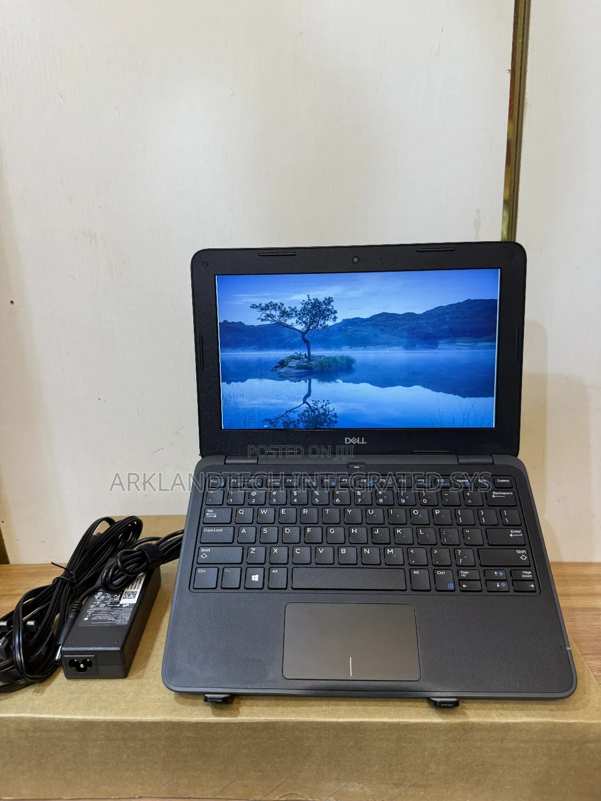 New Laptop Dell Latitude 12 5280 4GB Intel Celeron SSD 60GB