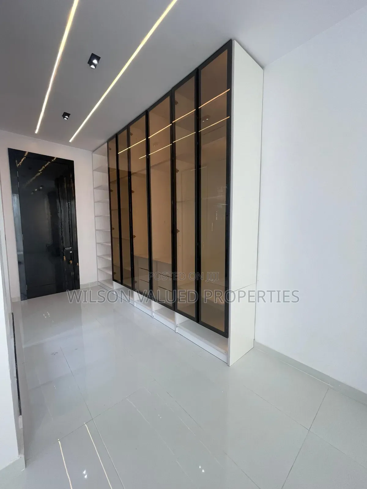 5bdrm Duplex in Wvp Homes, Ikota for sale