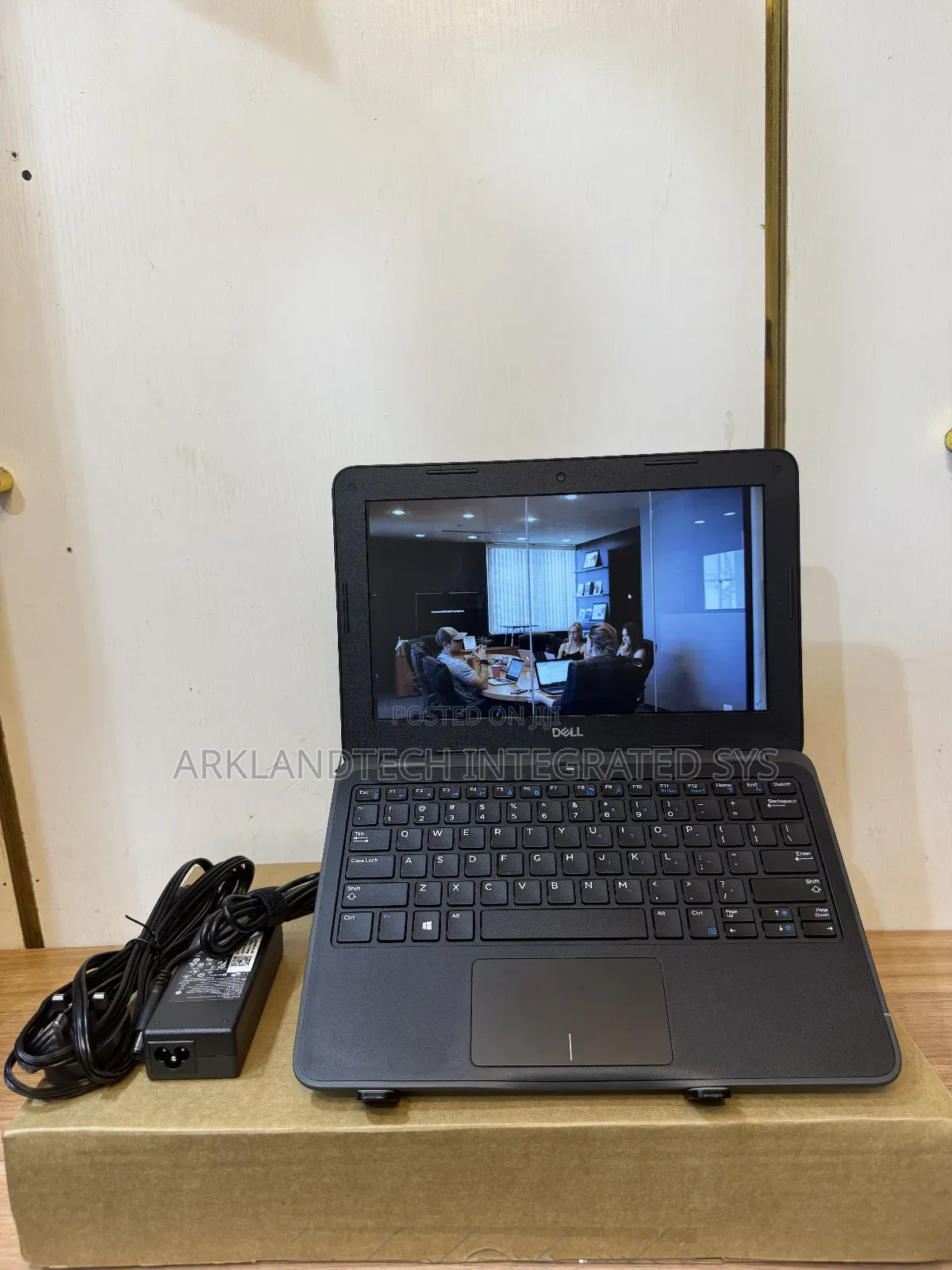 New Laptop Dell Latitude 12 7212 4GB Intel Celeron SSD 60GB