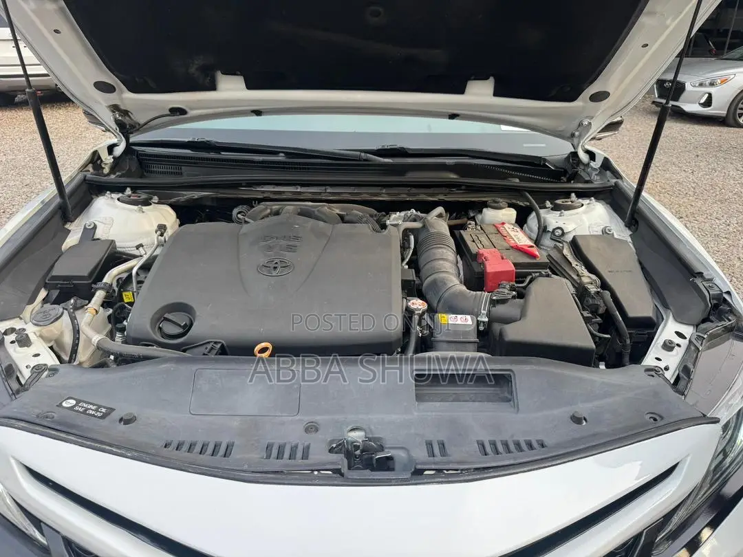 Toyota Camry XSE V6 FWD 2020 White