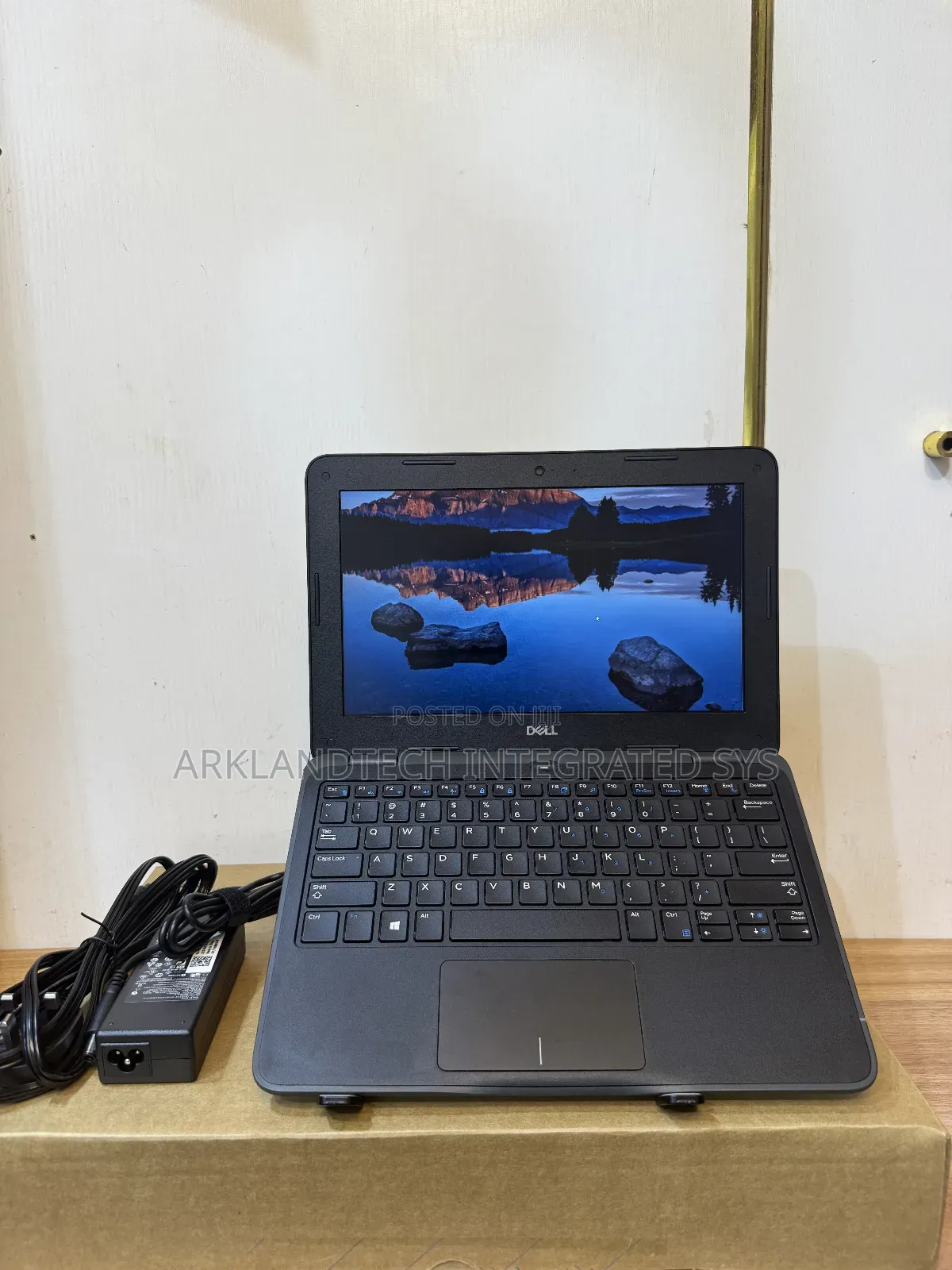 New Laptop Dell Latitude 12 7214 4GB Intel Celeron SSD 60GB