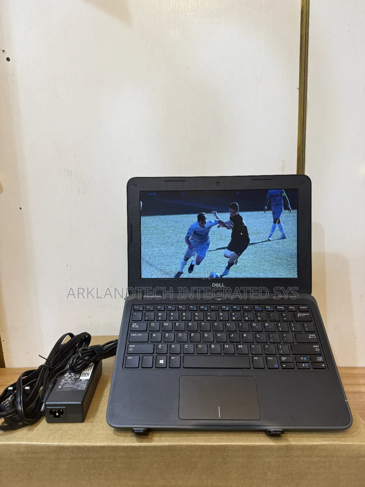New Laptop Dell Latitude 12 7250 4GB Intel Celeron SSD 60GB