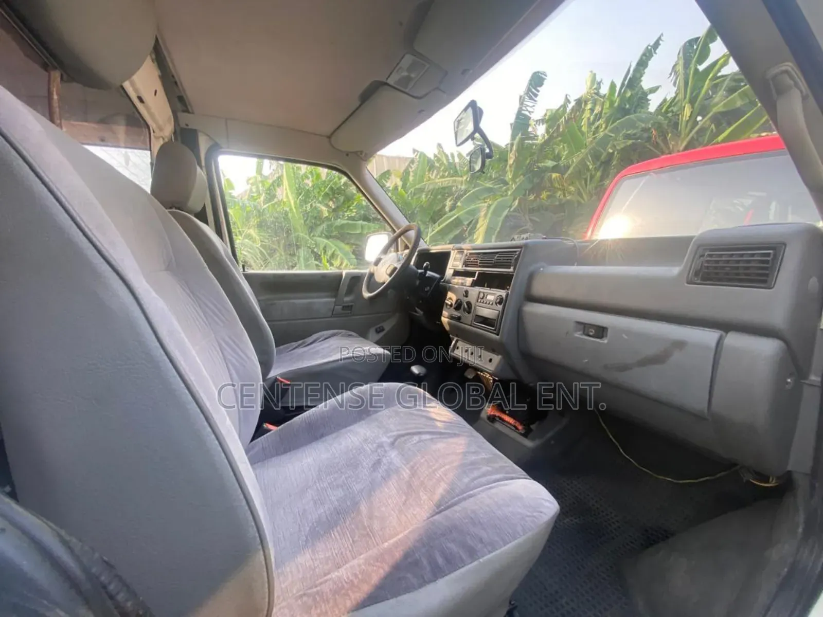 Volkswagen Transporter 2001 White