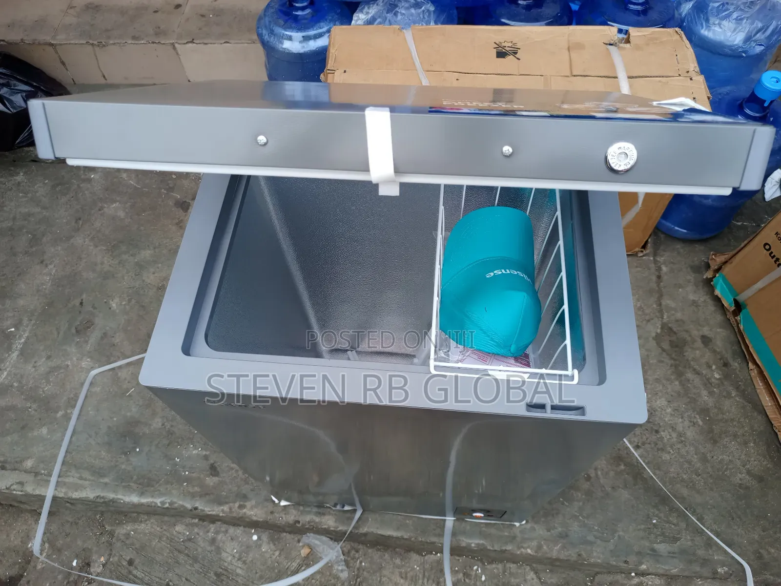 Hisense 97l Chest Freezer – Silver | Fc130sh