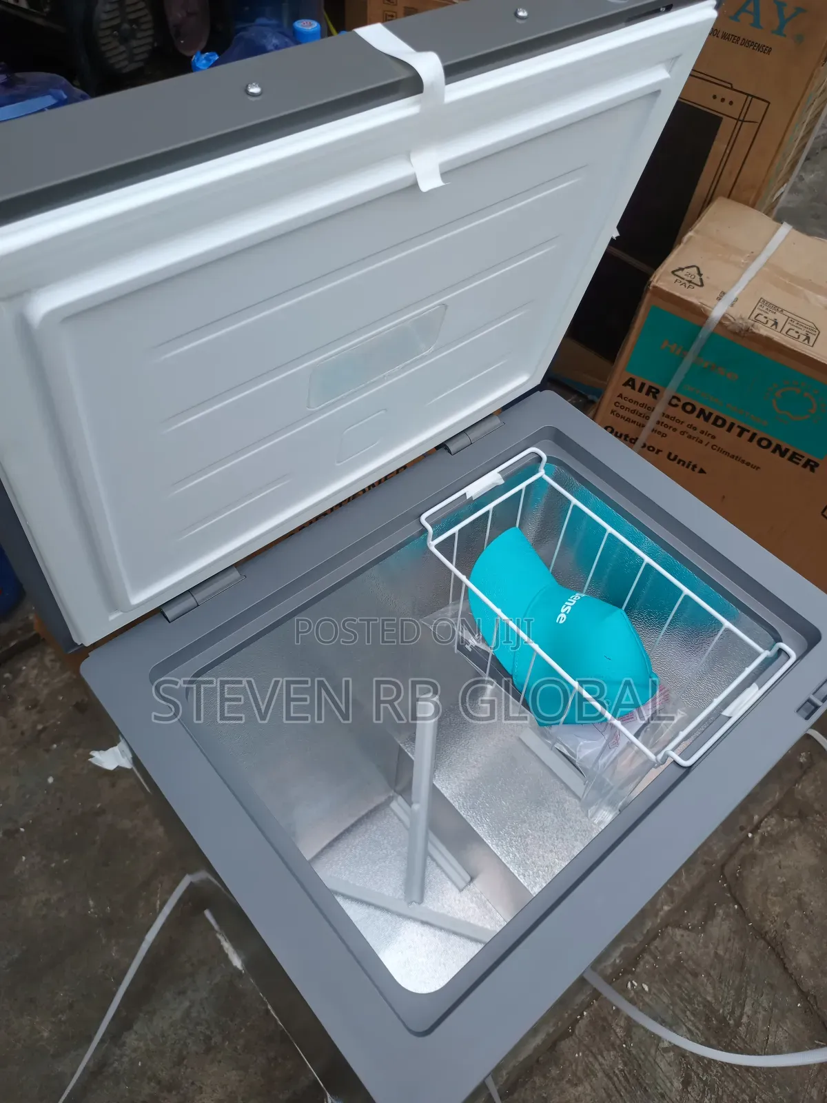 Hisense 97l Chest Freezer – Silver | Fc130sh
