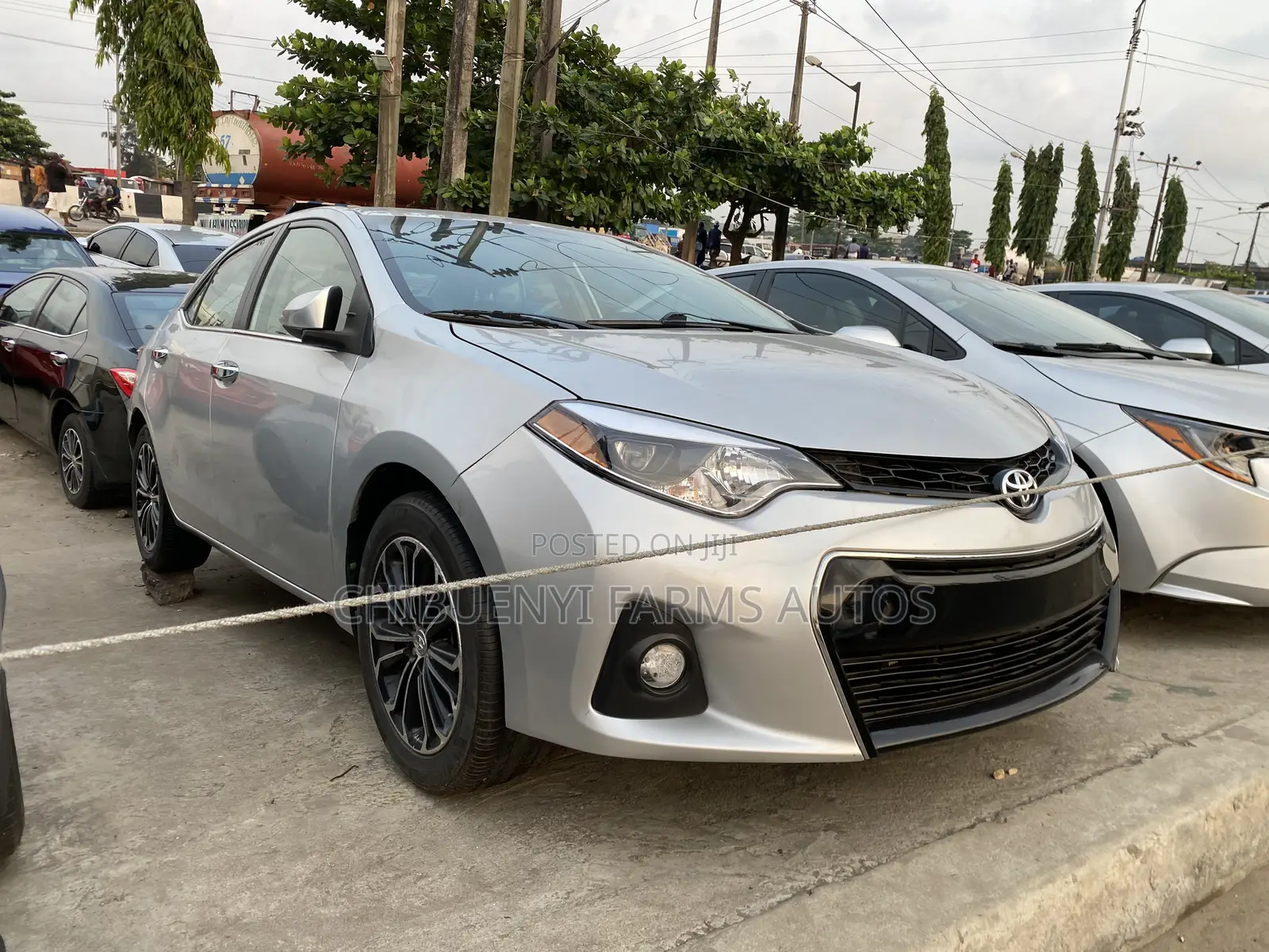 Toyota Corolla S 4dr Sedan (1.8L 4cyl CVT) 2015 Silver