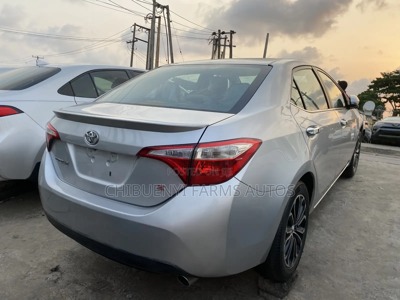 Toyota Corolla S 4dr Sedan (1.8L 4cyl CVT) 2015 Silver