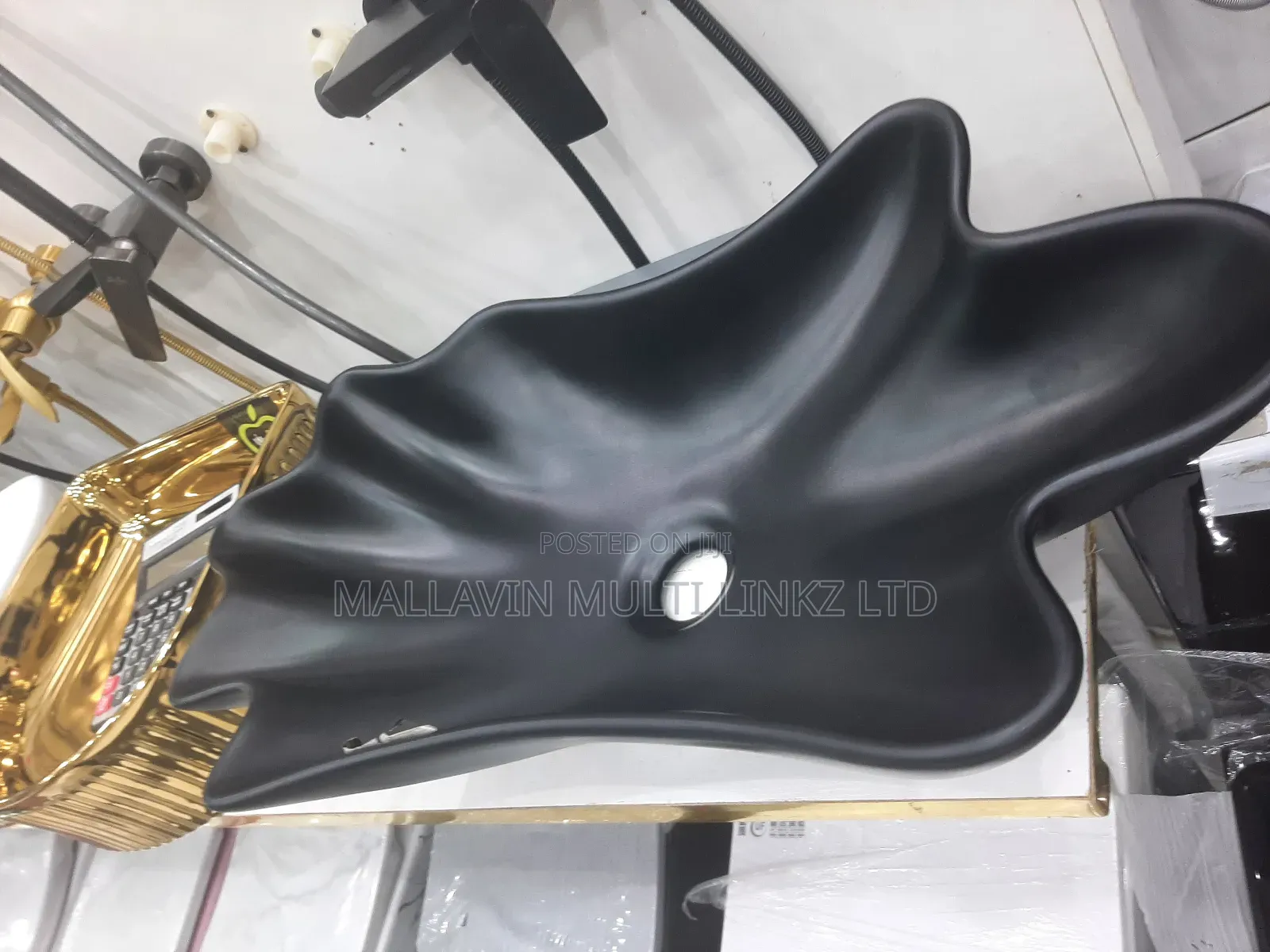 Black Wash Hand Basin