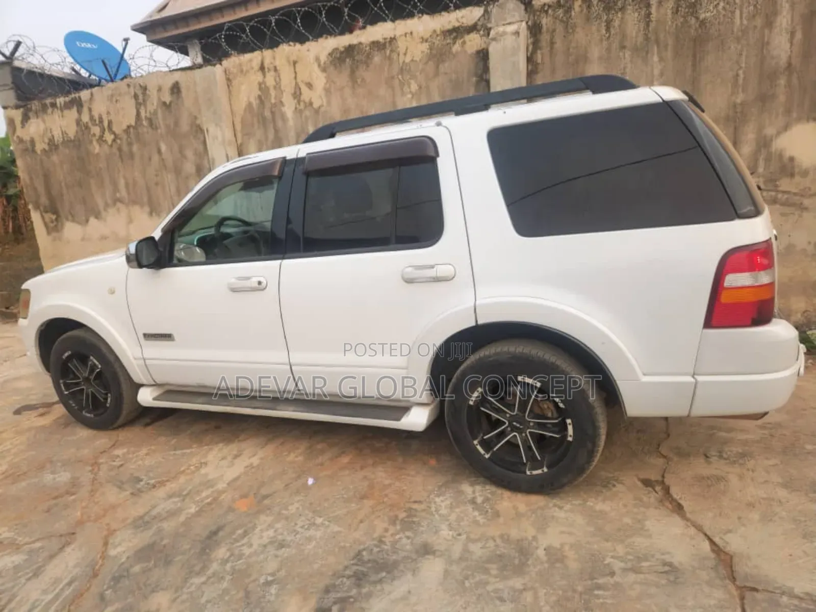 Ford Explorer XLT V6 4x4 2008 White