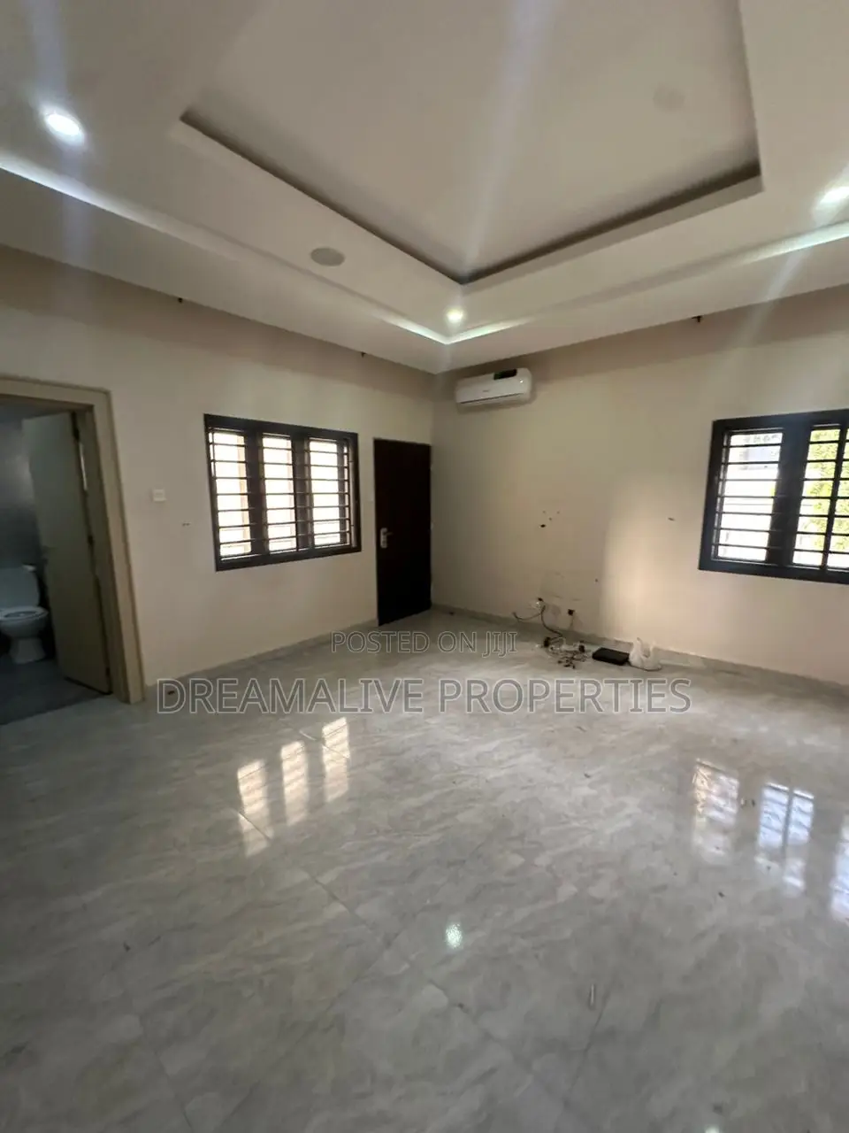 3bdrm Apartment in Wuse 2 for rent