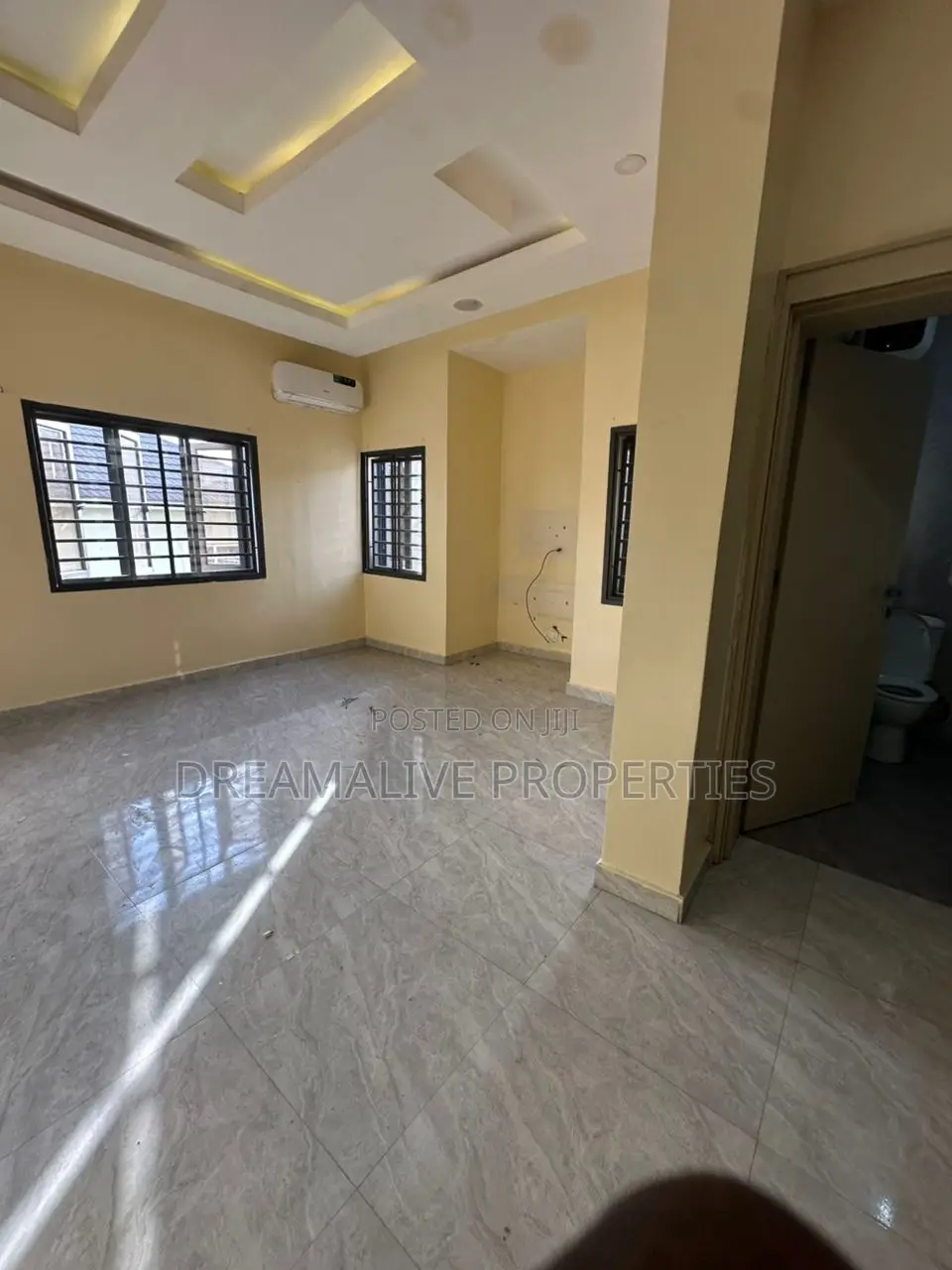 3bdrm Apartment in Wuse 2 for rent