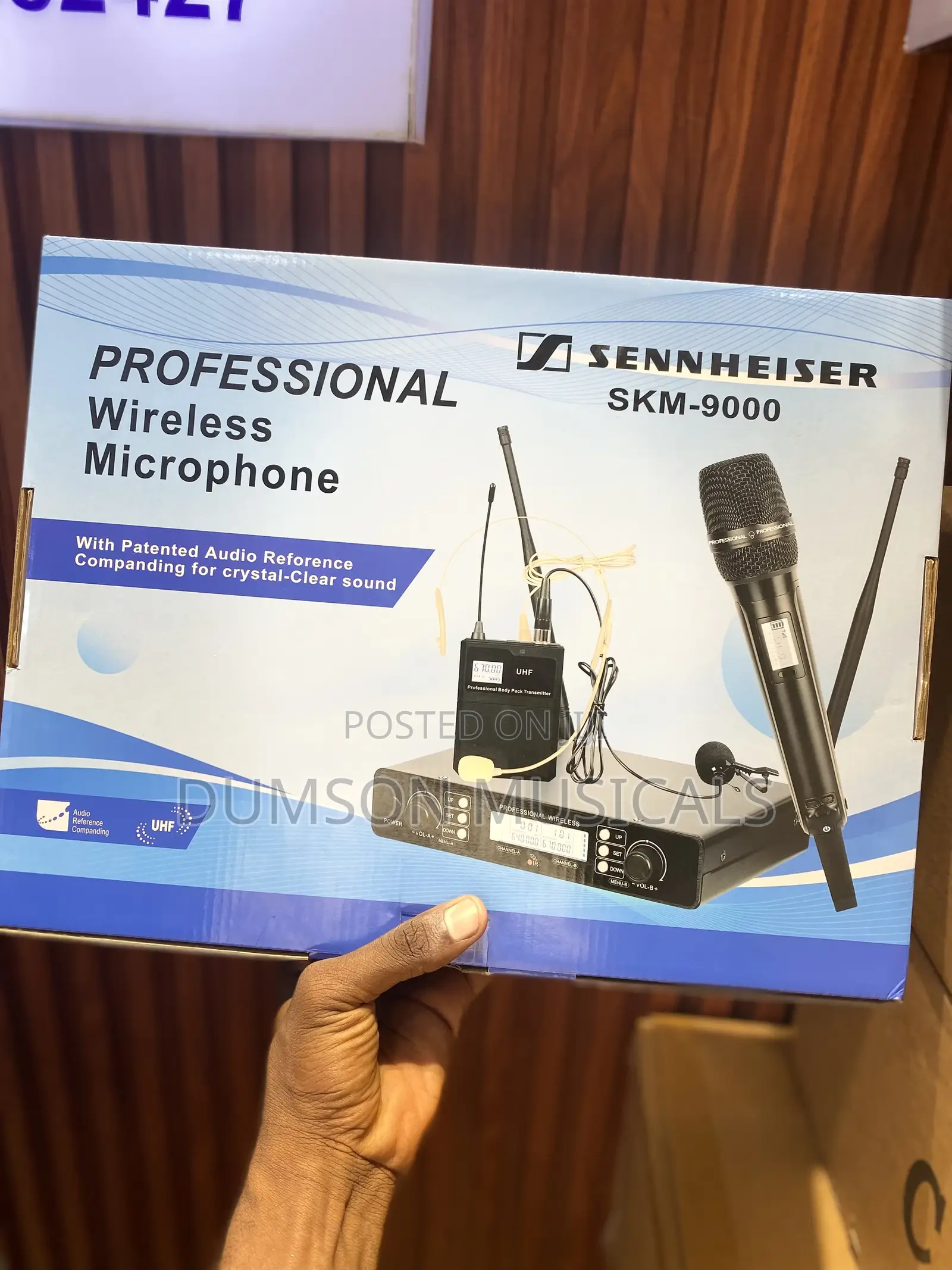 SKM-9000 Sennheiser One Handle Overheard and Lapel Wireless Microphone