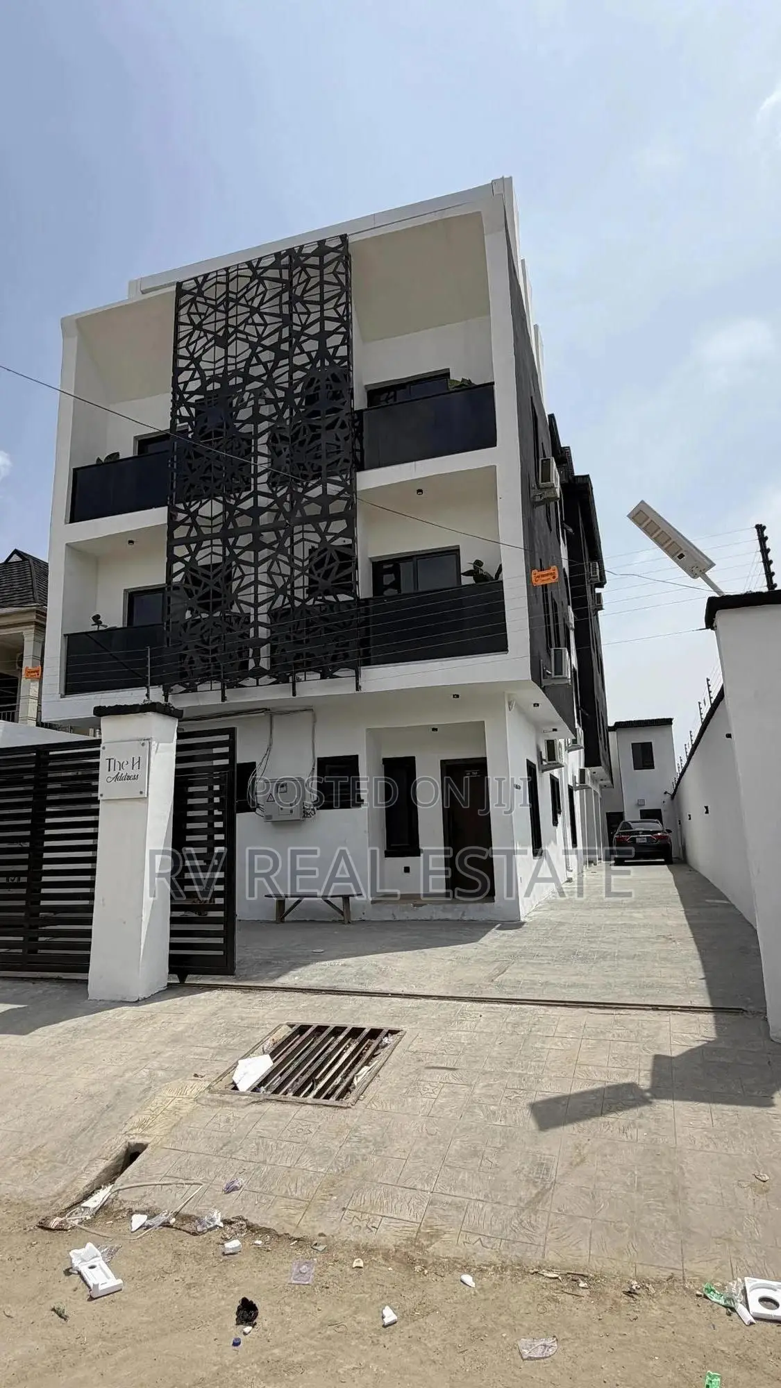 Furnished Studio Apartment in Akoka for sale