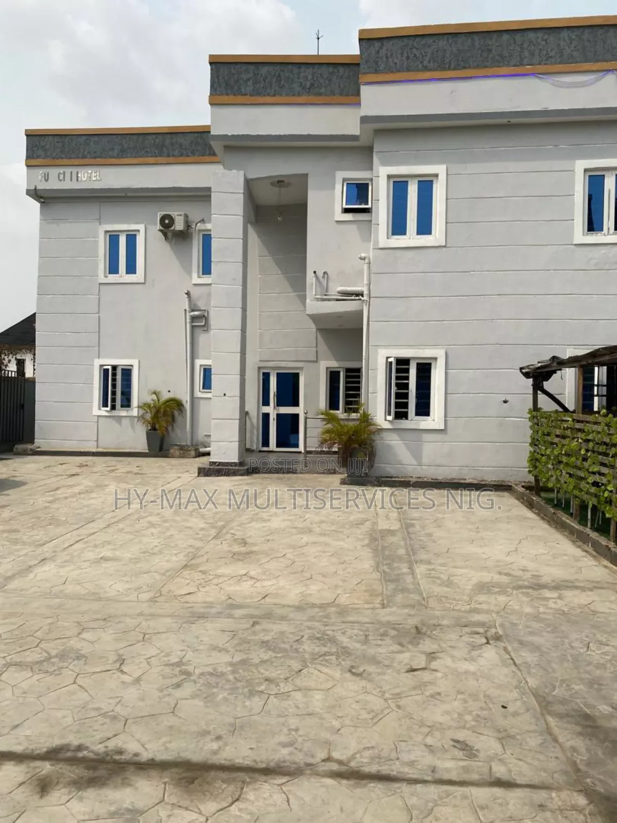 Luxury 10-Room Hotel for Sale With Solar Inverter in Port Harcourt