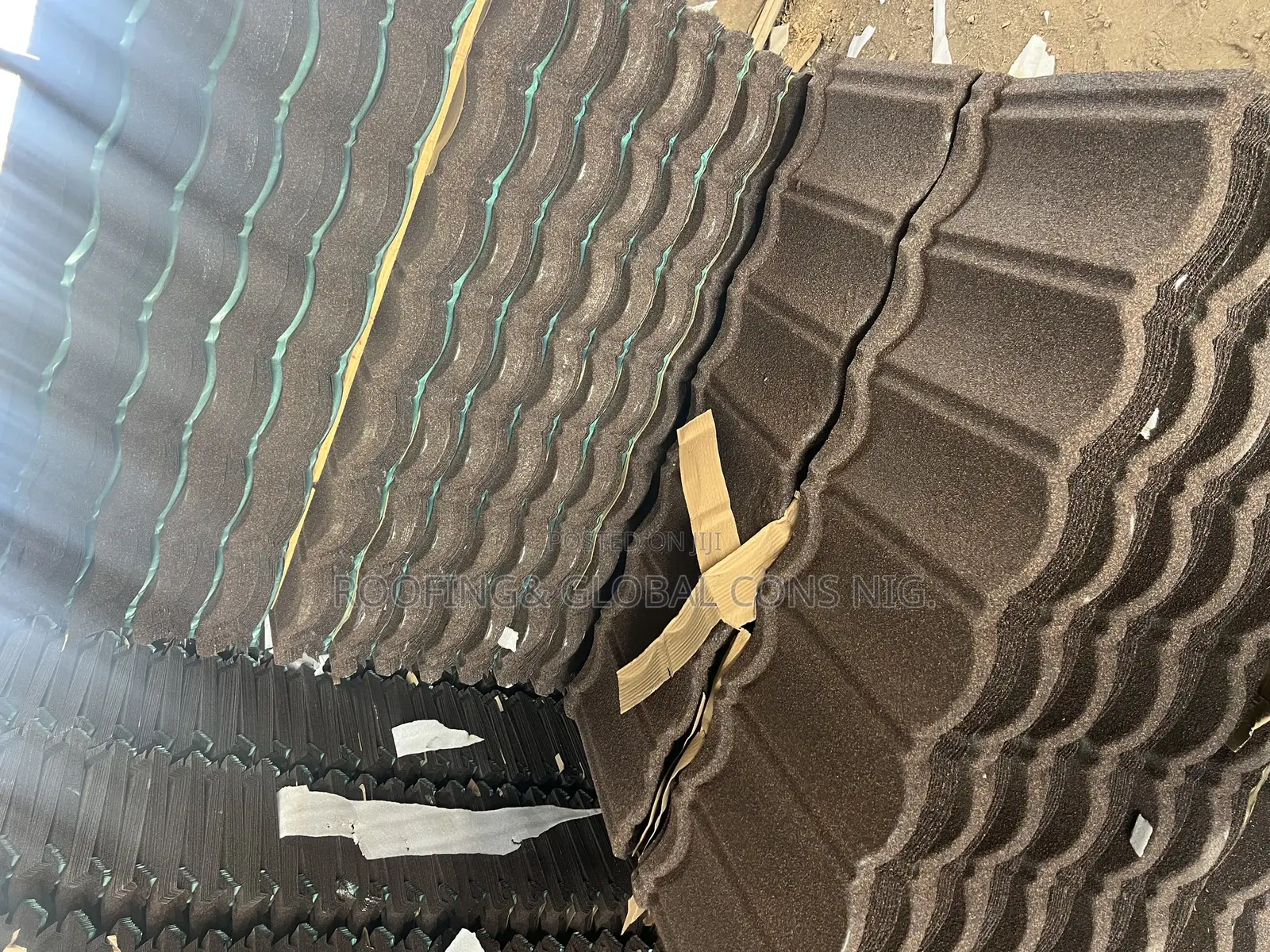 0.65 Gauge Stone Coated Roofing Tiles Coffee Bond Design