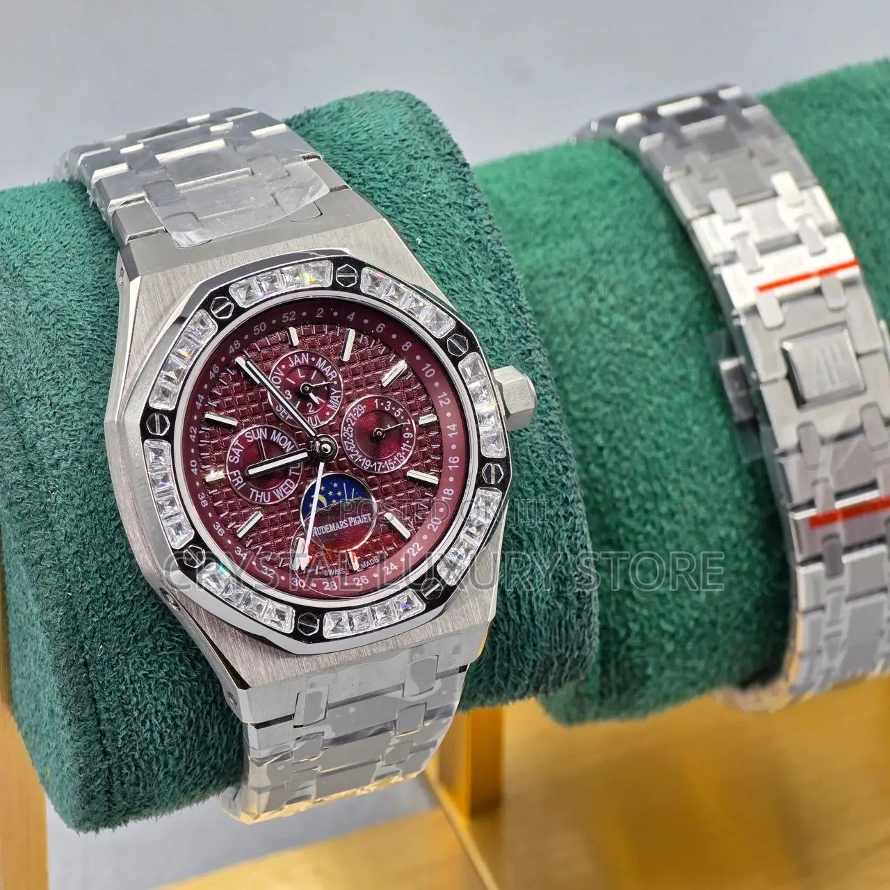 Audemars Piguet Quality Luxury Chronograph Chain Strap Wristwatch