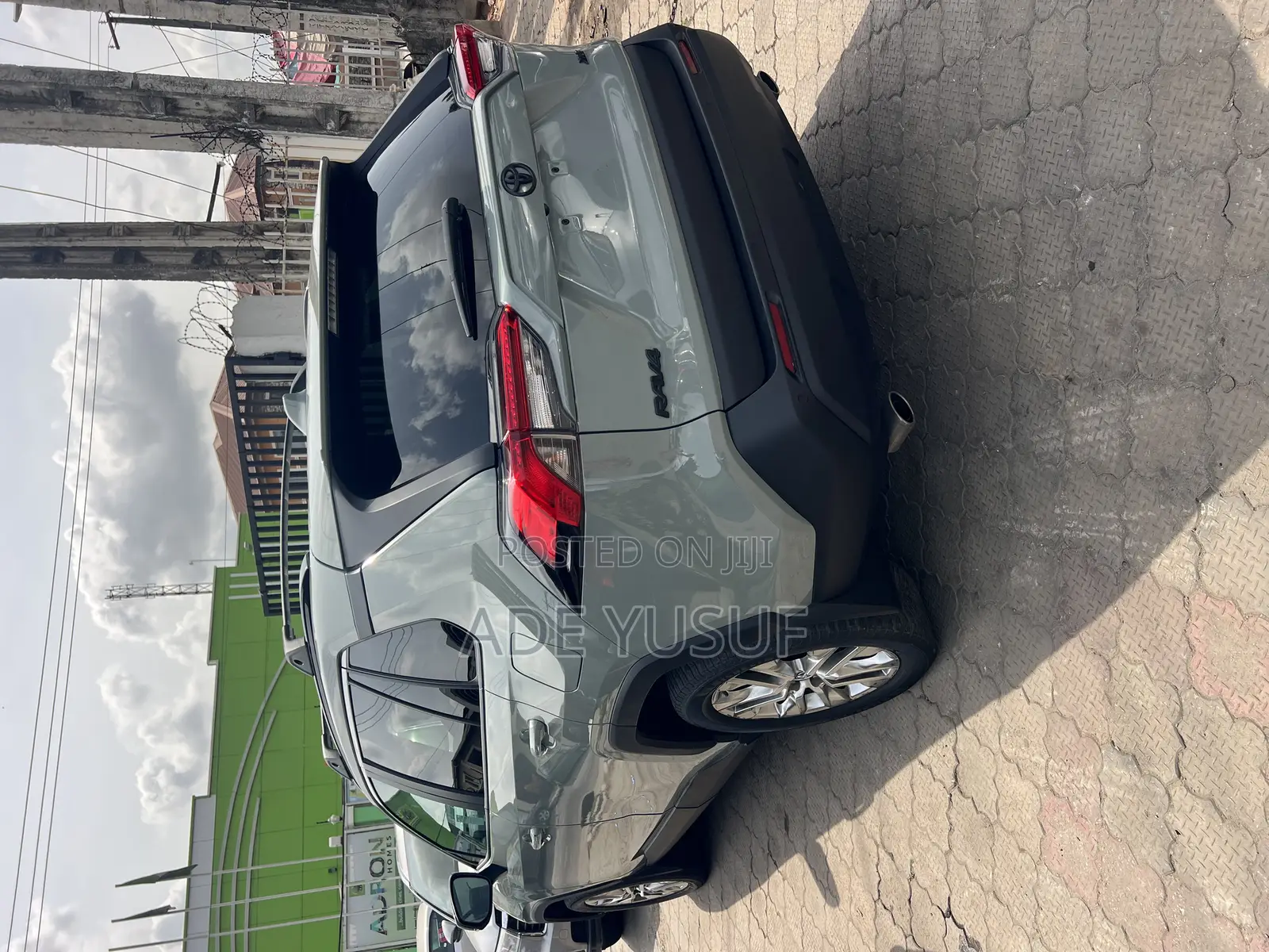 Toyota RAV4 2020 Green