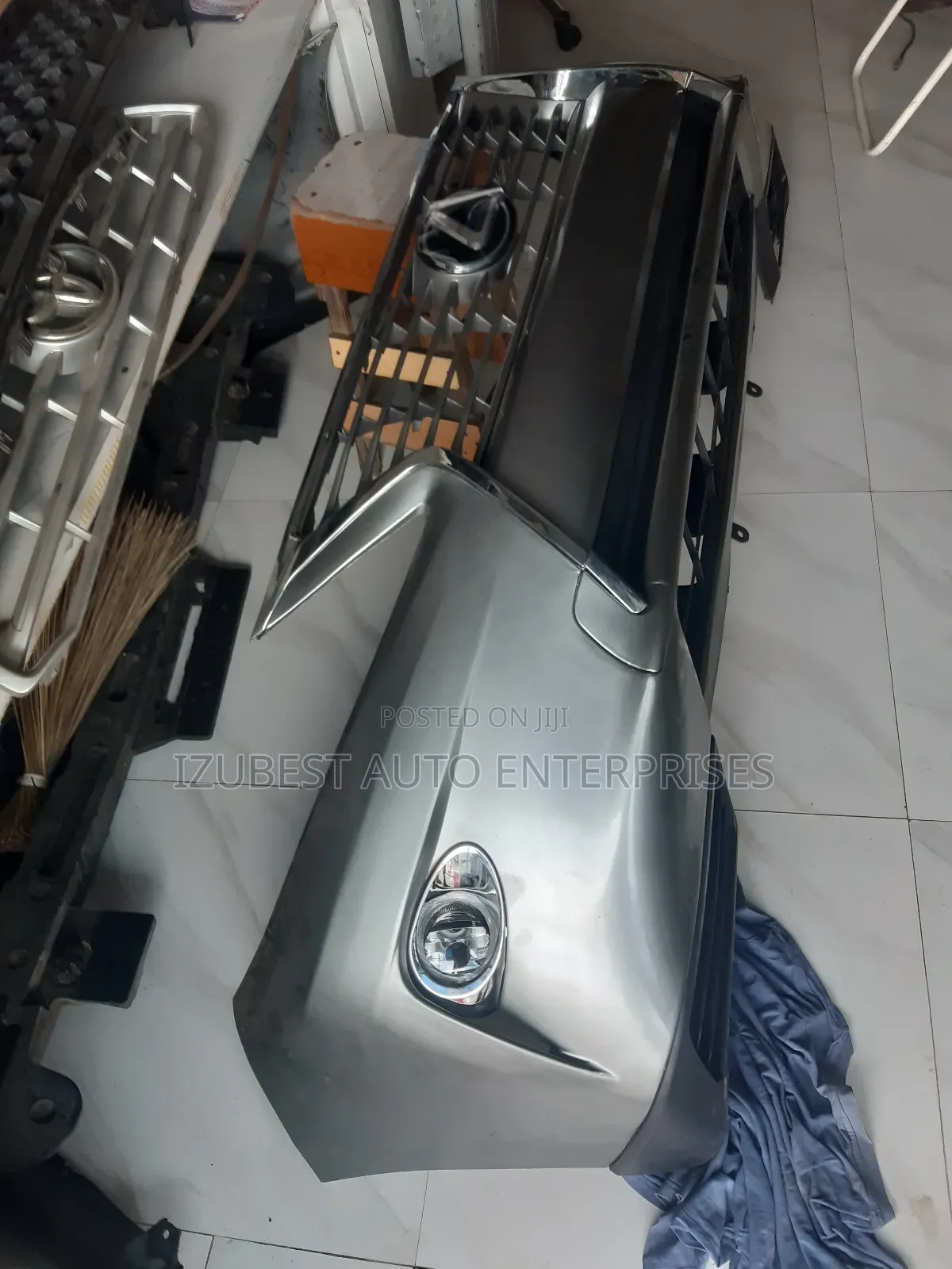 Front Bumper Rx 350 2013