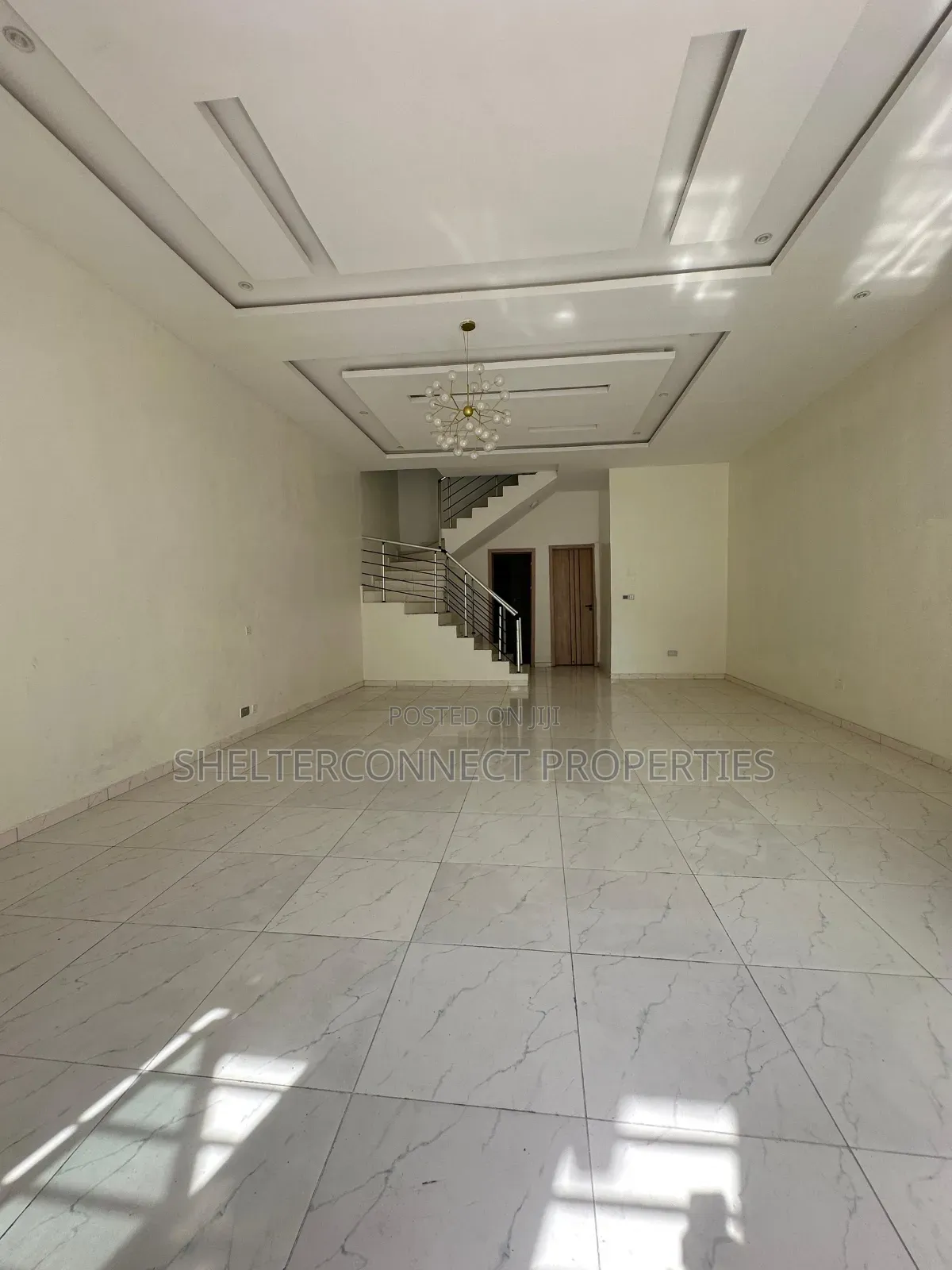4bdrm Duplex in Ikota for sale