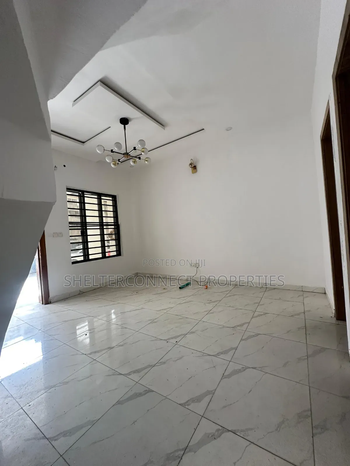 3bdrm Duplex in Ikota for sale
