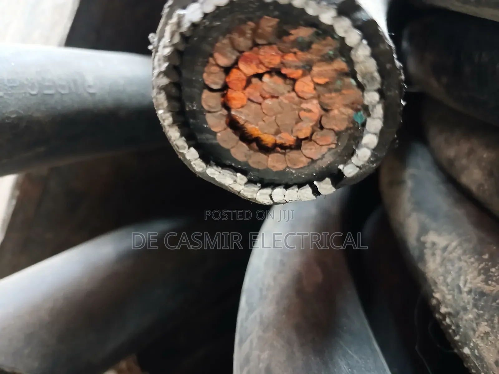 1x300mm2 Armoured Cable