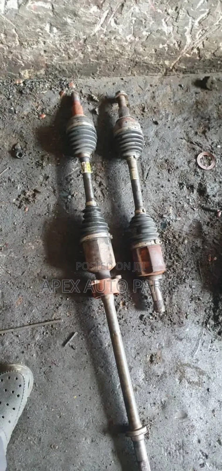 “Front/Rear Drive Shaft for Chevrolet Traverse 2009–2013”