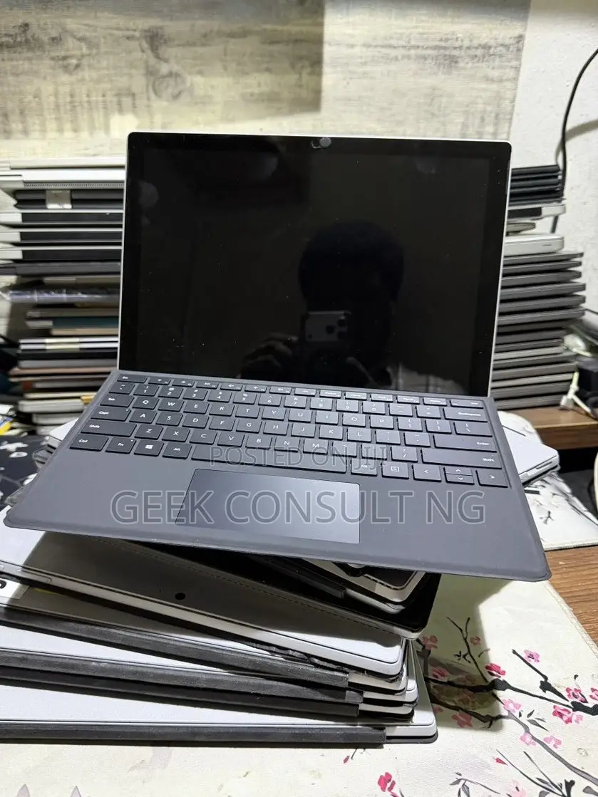 Laptop Microsoft Surface Pro 5 8GB Intel Core i5 SSD 256GB