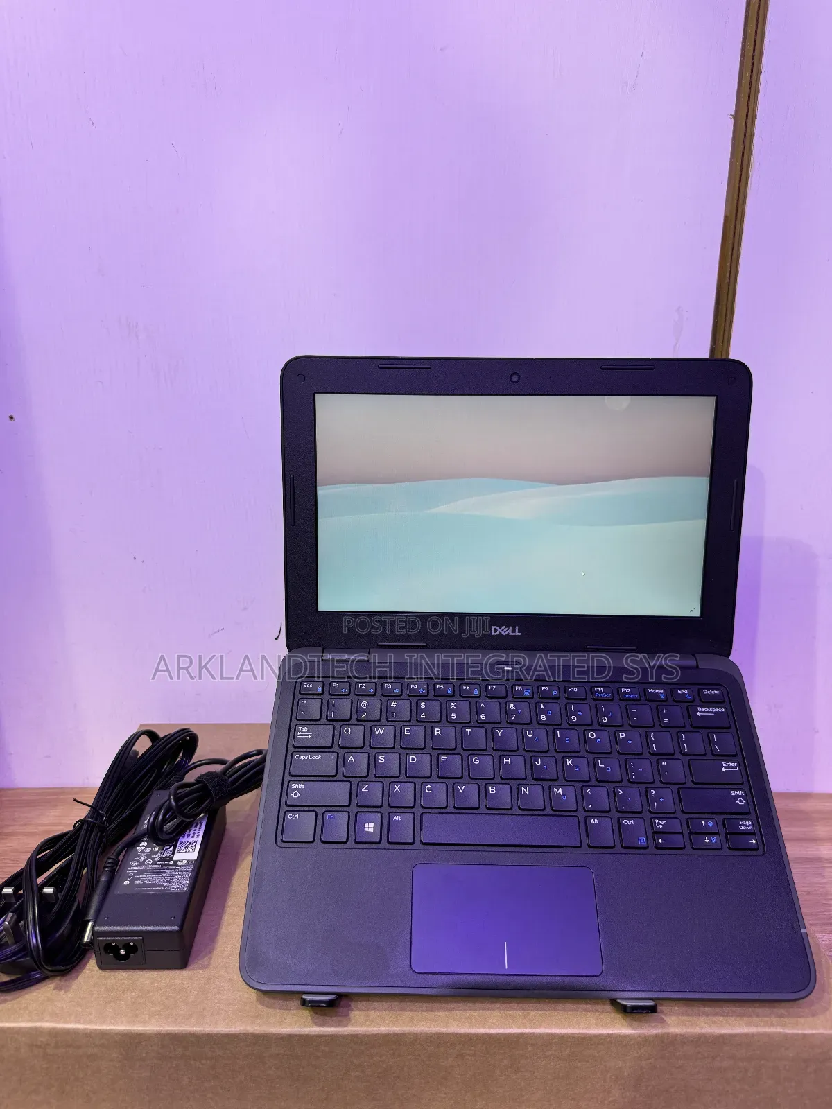 New Laptop Dell Latitude 3320 4GB Intel Celeron SSD 60GB