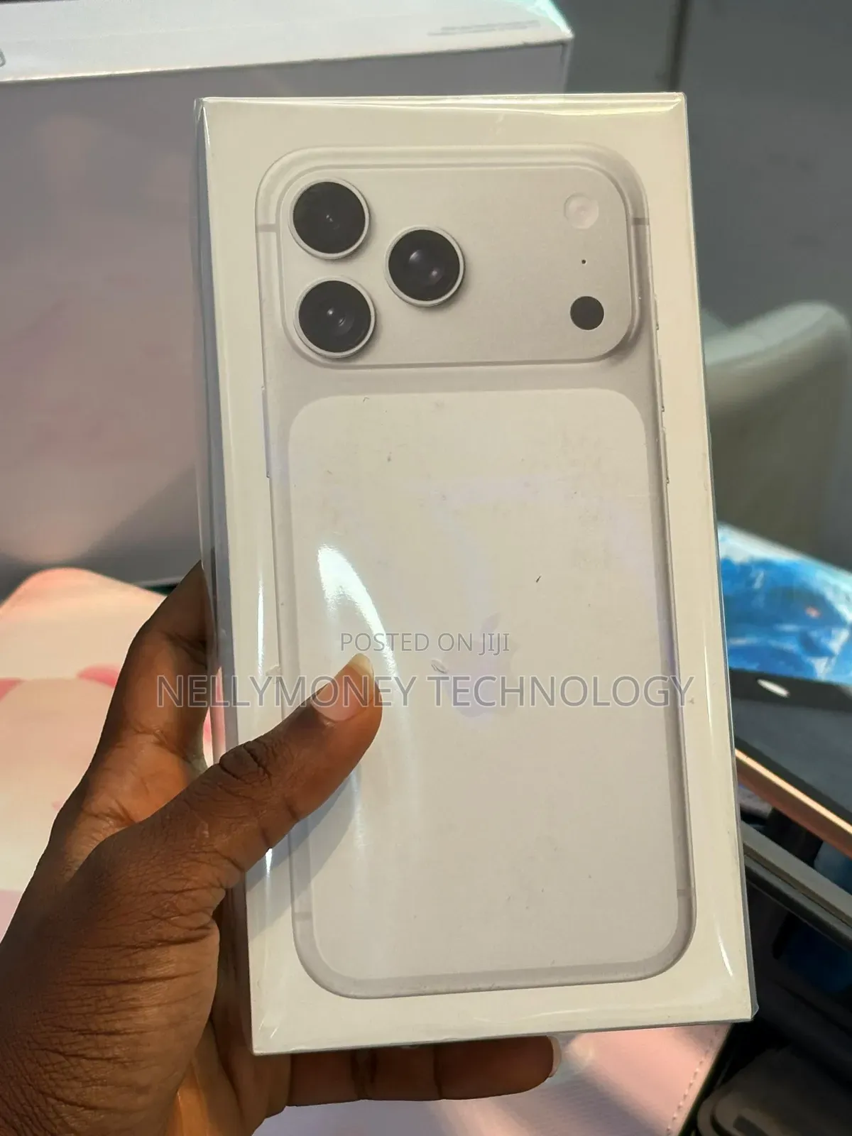 New Apple iPhone 17 Pro Max 512 GB White
