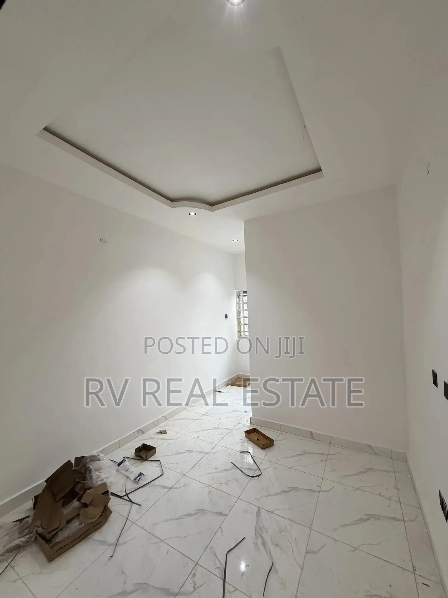 3bdrm Apartment in Oregun for sale