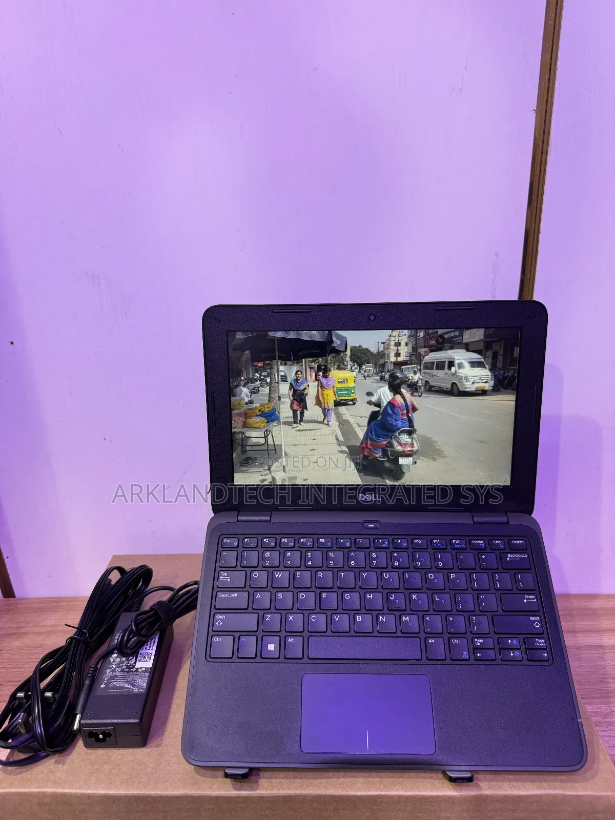 New Laptop Dell Latitude 3410 4GB Intel Celeron SSD 60GB