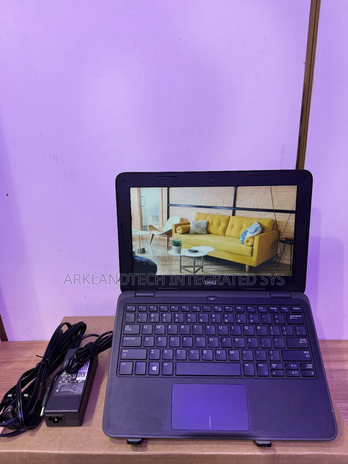 New Laptop Dell Latitude 3410 4GB Intel Celeron SSD 60GB
