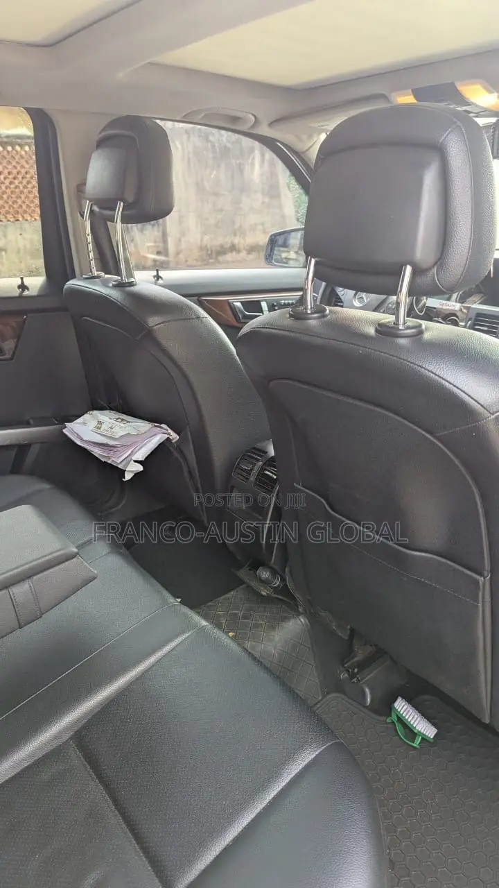 Mercedes-Benz GLK-Class 350 4MATIC 2012 Gray