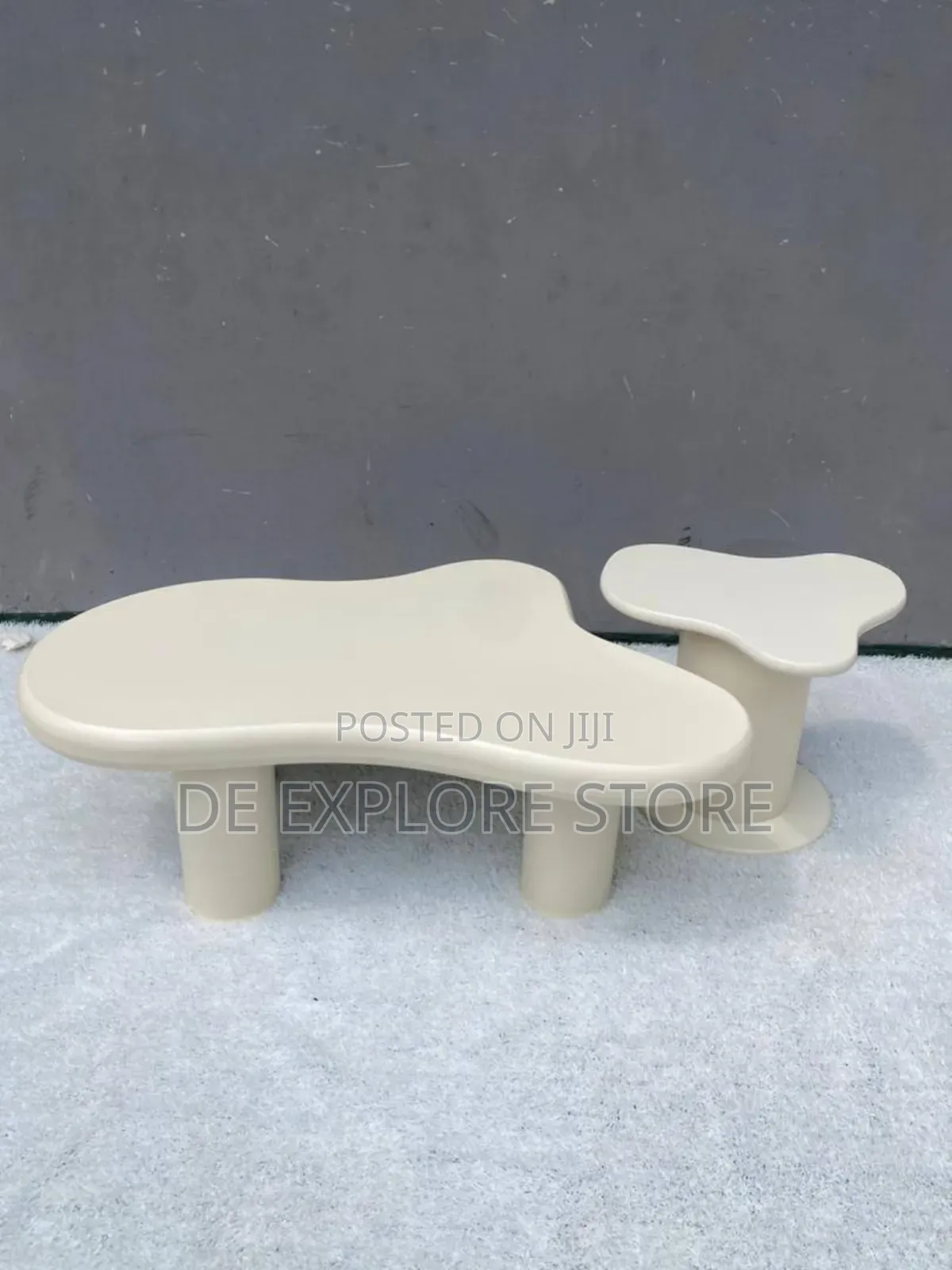 Classic Moon Table With Side Stool