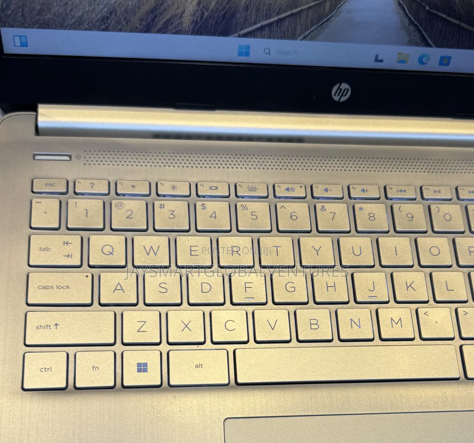 Laptop HP 14-dq2031tg 12GB Intel Core i5 SSD 256GB