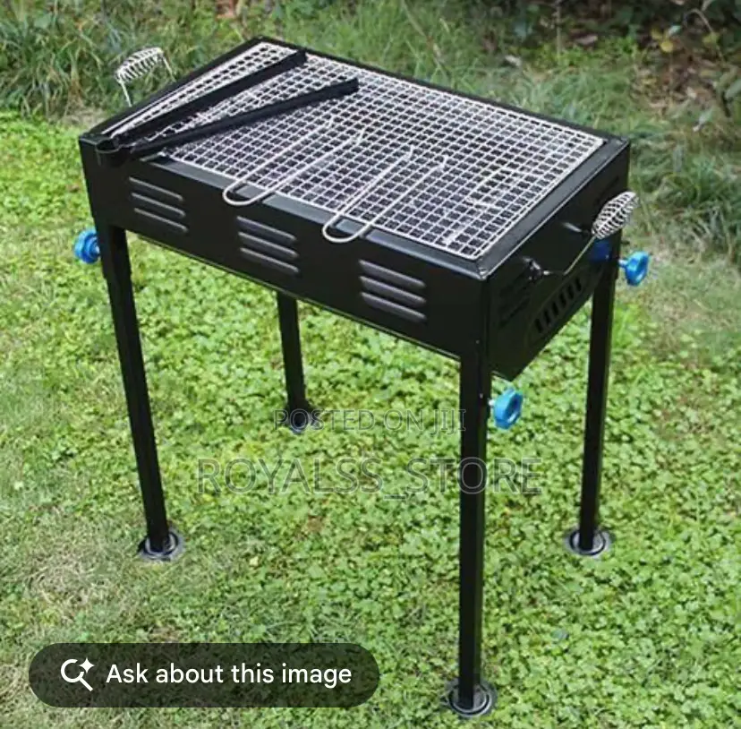Large Family Size Charcoal Barbecue Grill